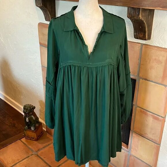 Meritt BABYDOLL DRESS IN HUNTER, S! - Picture 1 of 9